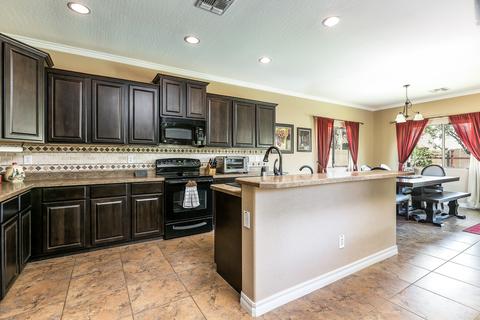 2748 E Rakestraw Ln, Gilbert, AZ 85298 photo 12