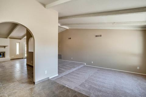 532 E Meadow Ln, Phoenix, AZ 85022 photo 3