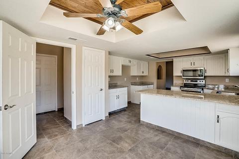 532 E Meadow Ln, Phoenix, AZ 85022 photo 11