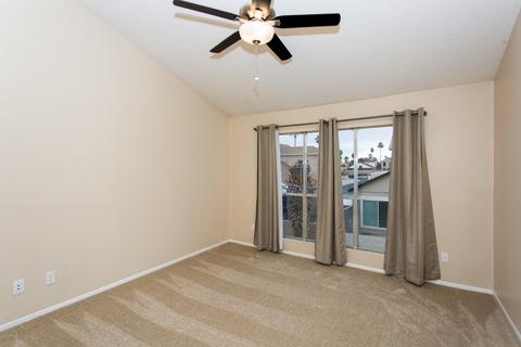430 E Kerry Ln, Phoenix, AZ 85024 photo 9