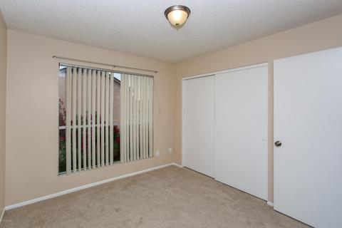 430 E Kerry Ln, Phoenix, AZ 85024 photo 17