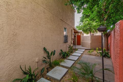 5833 N 8th Pl, Phoenix, AZ 85014 photo 20