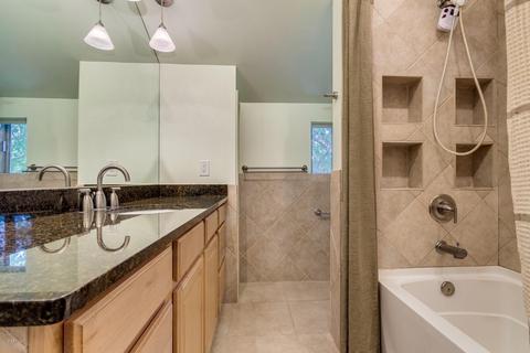 5833 N 8th Pl, Phoenix, AZ 85014 photo 14