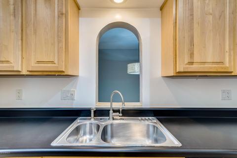 5833 N 8th Pl, Phoenix, AZ 85014 photo 5