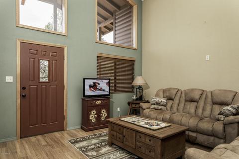 2842 Constellation Ln, Overgaard, AZ 85933 photo 2