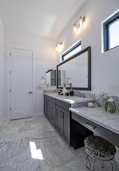 4022 E Campus Dr, Phoenix, AZ 85018 photo 18