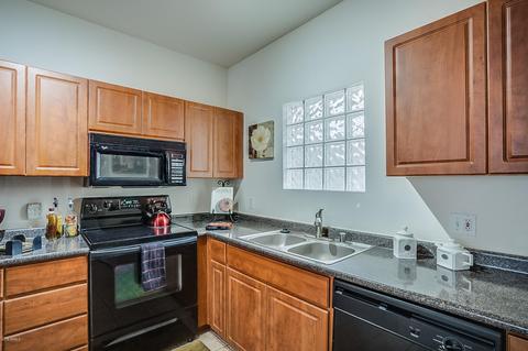 911 E Camelback Rd #1042, Phoenix, AZ 85014 photo 3