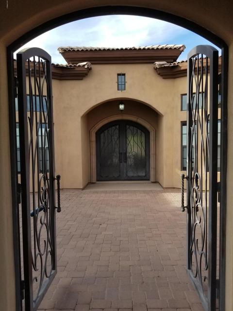 2916 E Arrowhead Trail Trl, Gilbert, AZ 85297 photo 3