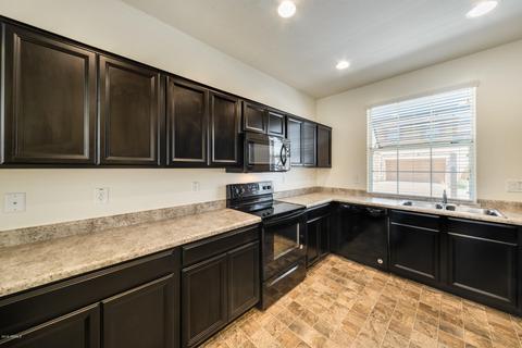 4369 Erie St, Gilbert, AZ 85295 photo 2