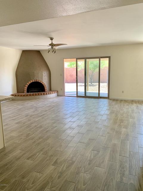 4353 E Pearce Rd, Phoenix, AZ 85044 photo 6