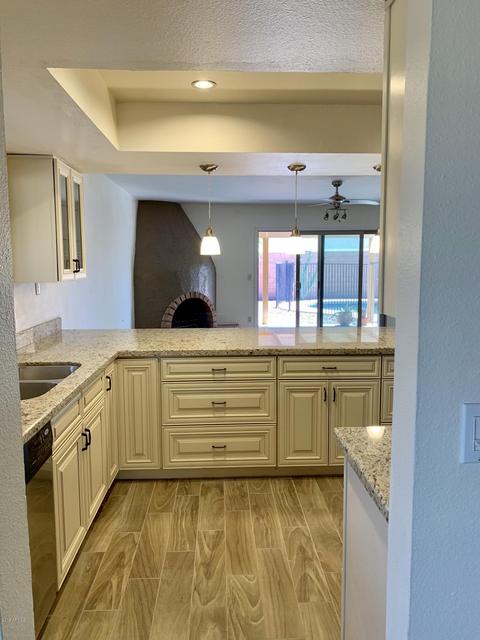 4353 E Pearce Rd, Phoenix, AZ 85044 photo 12