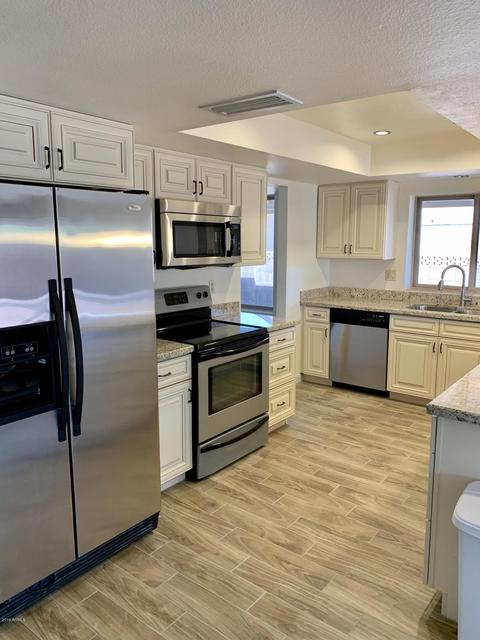 4353 E Pearce Rd, Phoenix, AZ 85044 photo 9
