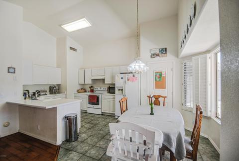 2275 E Manor Dr, Gilbert, AZ 85296 photo 12