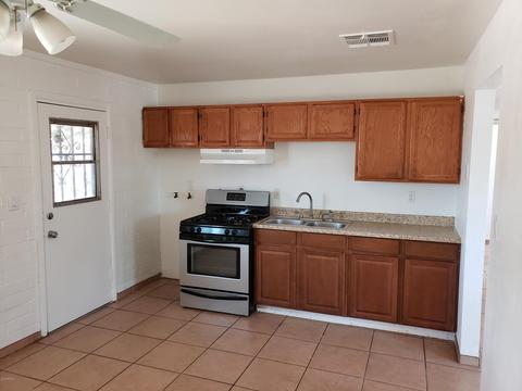 2002 E Saint Charles Ave, Phoenix, AZ 85042 photo 14