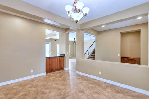 1347 E Macaw Ct, Gilbert, AZ 85297 photo 3