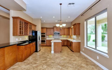 1347 E Macaw Ct, Gilbert, AZ 85297 photo 10