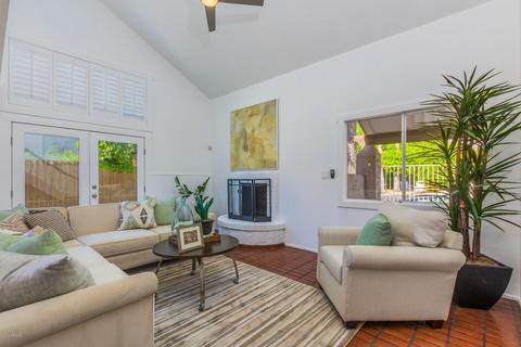 4543 E Rhonda Dr, Phoenix, AZ 85018 photo 3