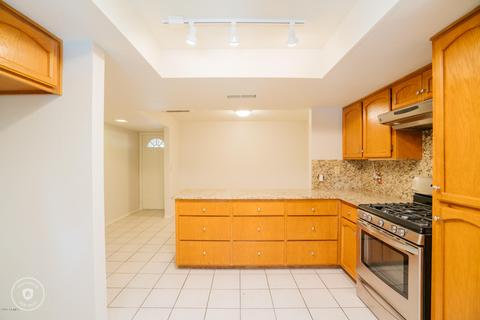 701 W Why Worry Ln, Phoenix, AZ 85021 photo 9