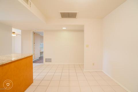 701 W Why Worry Ln, Phoenix, AZ 85021 photo 11