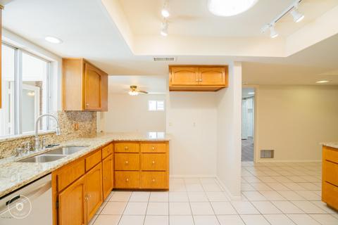 701 W Why Worry Ln, Phoenix, AZ 85021 photo 7