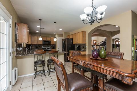 10214 E Capri Ave, Mesa, AZ 85208 photo 9