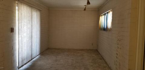 4554 N 50th Dr, Phoenix, AZ 85031 photo 8