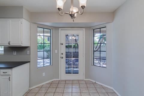3637 E Rosemonte Dr, Phoenix, AZ 85050 photo 10