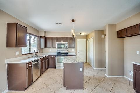 2233 E Soft Wind Dr, Phoenix, AZ 85024 photo 2