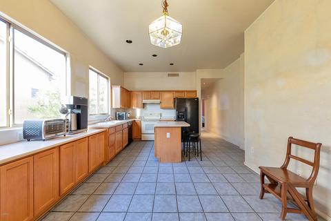 1672 S Hazel St, Gilbert, AZ 85295 photo 9
