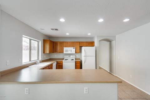 3336 Elgin St, Gilbert, AZ 85295 photo 2