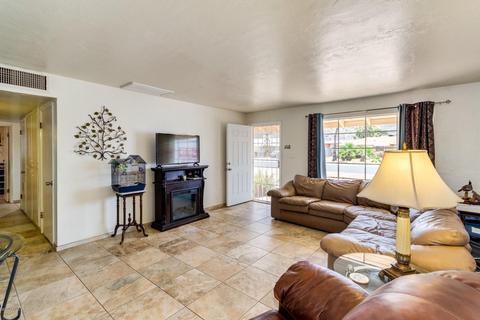 16 E Monte Way, Phoenix, AZ 85042 photo 2