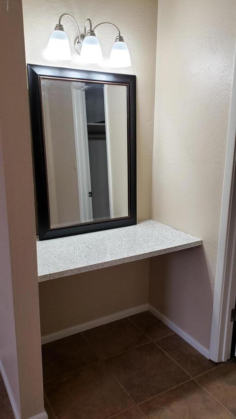 583 S Gold Dr, Apache Junction, AZ 85120 photo 3