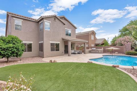 1568 E Cassia Ct, Gilbert, AZ 85298 photo 2