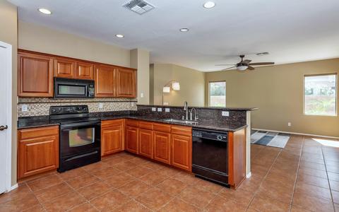 1568 E Cassia Ct, Gilbert, AZ 85298 photo 5