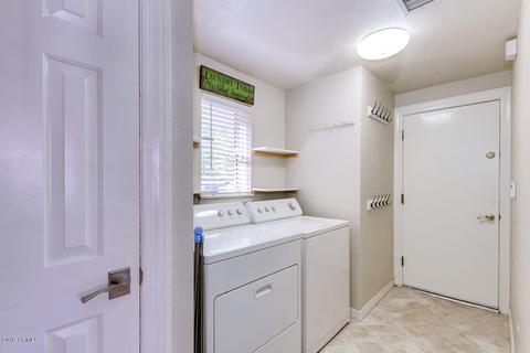 3209 E Rock Wren Rd, Phoenix, AZ 85044 photo 9