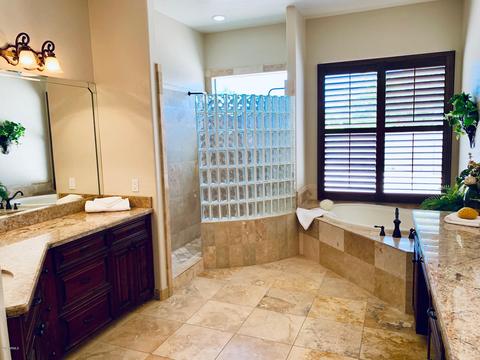 15404 E Pickett Ct, Gilbert, AZ 85298 photo 30