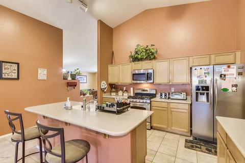 4105 E Lariat Ln, Phoenix, AZ 85050 photo 5