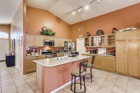4105 E Lariat Ln, Phoenix, AZ 85050 photo 6