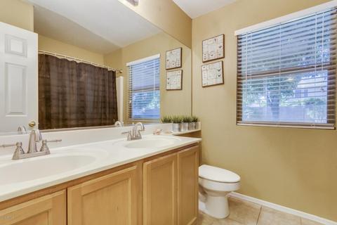 4105 E Lariat Ln, Phoenix, AZ 85050 photo 15