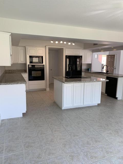 4758 E Angela Dr, Phoenix, AZ 85032 photo 8
