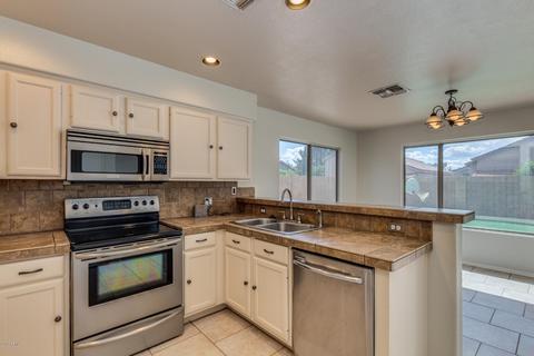 1348 N Thunderbird Ct, Gilbert, AZ 85234 photo 15