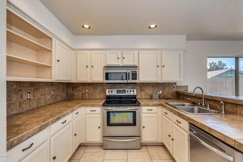 1348 N Thunderbird Ct, Gilbert, AZ 85234 photo 14