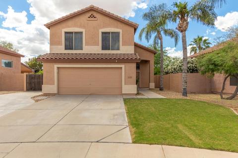 1348 N Thunderbird Ct, Gilbert, AZ 85234 photo 1