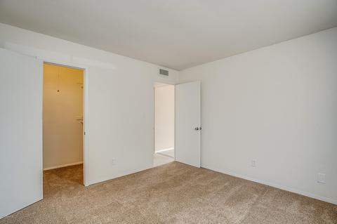 1006 E Redfield Rd, Tempe, AZ 85283 photo 12