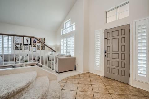 2432 E Windsong Dr, Phoenix, AZ 85048 photo 4