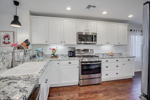 7958 S Sorrell Ln, Gilbert, AZ 85298 photo 10