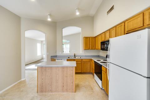 890 E Baylor Ln, Gilbert, AZ 85296 photo 11