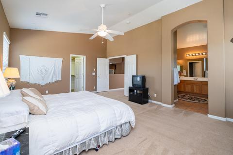 2910 E Comstock Dr, Gilbert, AZ 85296 photo 18