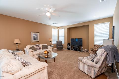 2910 E Comstock Dr, Gilbert, AZ 85296 photo 12