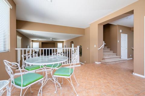 2910 E Comstock Dr, Gilbert, AZ 85296 photo 7